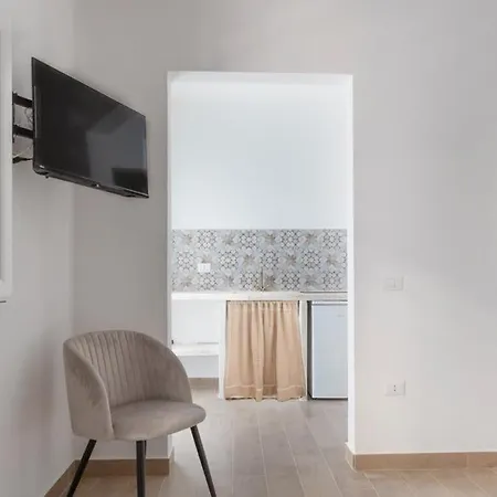 Lovin Puglia Vacation 3* Bari
